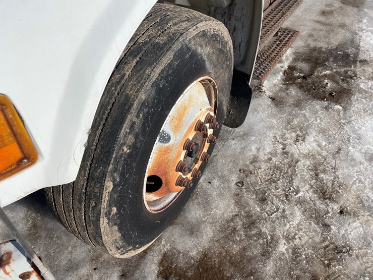 #1455-•-1998-international-box-truck-**-non-runner**-(has-mn-title)-image-7