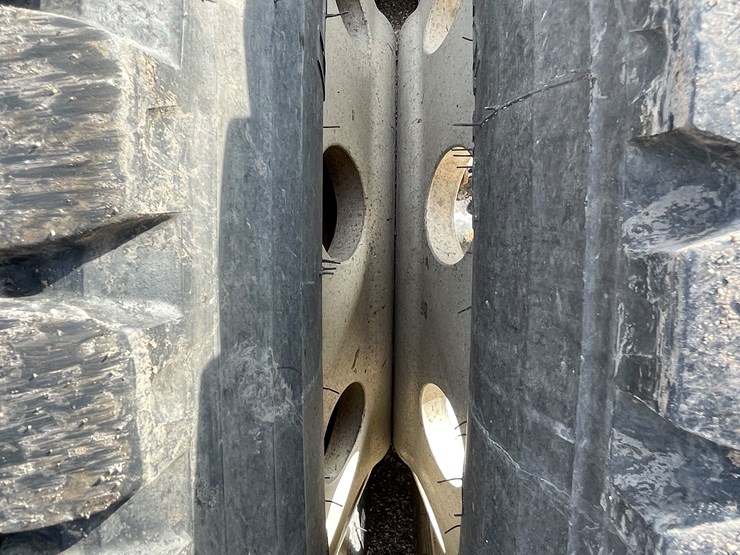 2000-international-9900-image-40