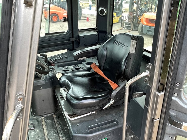 2016-hyundai-70d-9-image-35