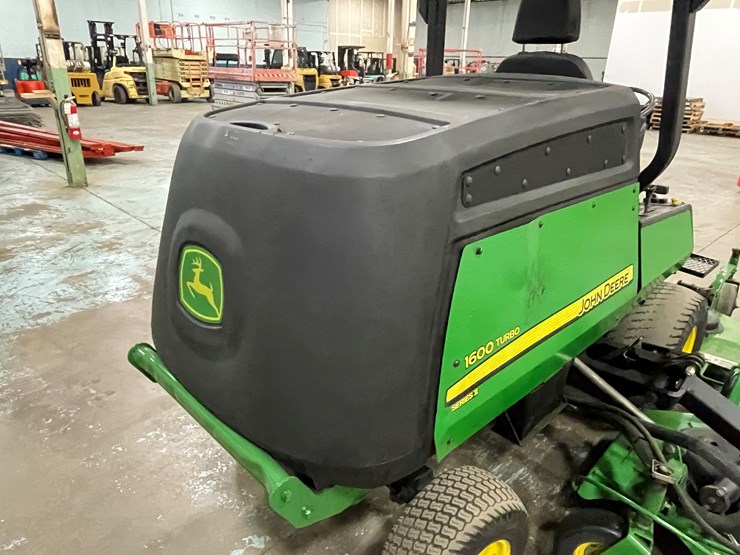 john-deere-1600-turbo-image-19