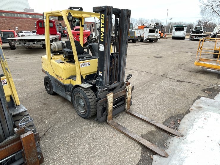 #4214-•-2008-hyster-fortis-60-lp-forklift-image-3