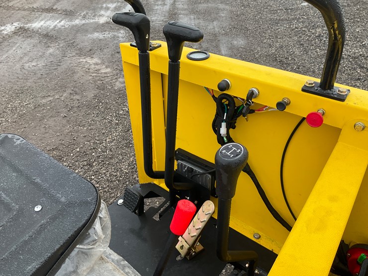 #1263-•-sdld25-crawler-dumper-with-seat-image-20