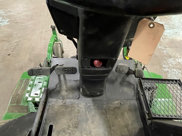 john-deere-1600-turbo-image-39