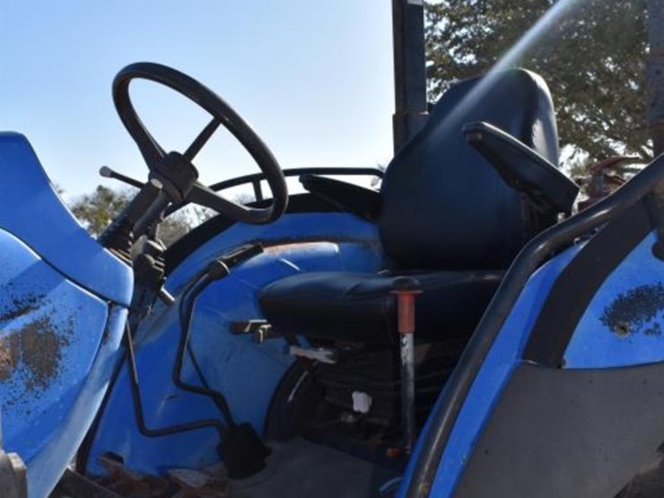 new-holland-820tl-image-16