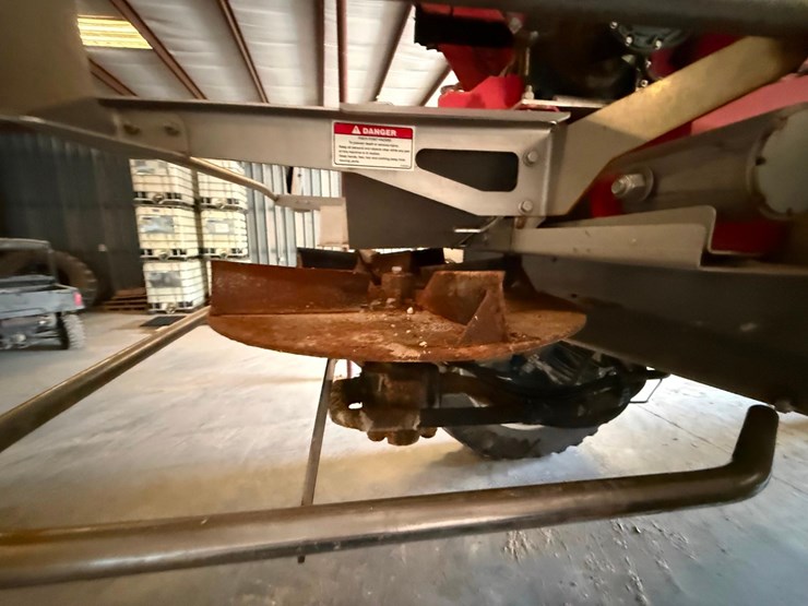 2022-white-251-image-22