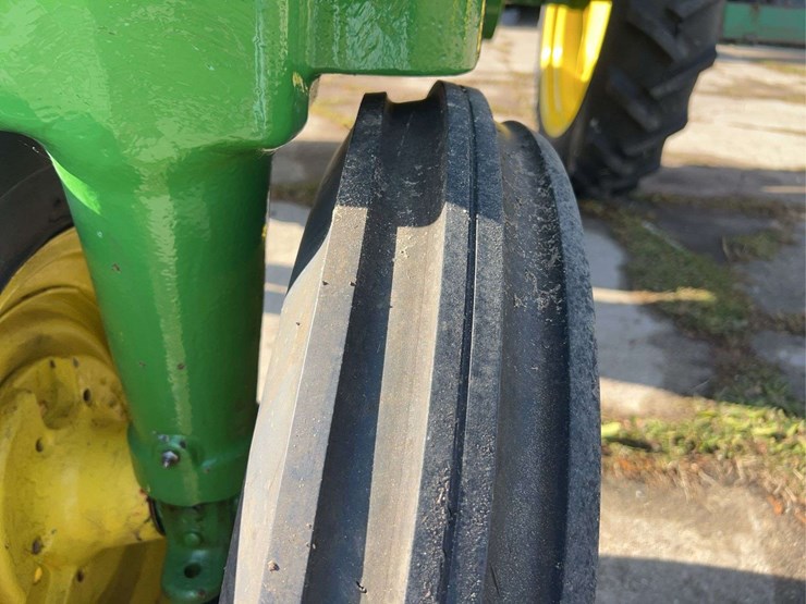 john-deere-model-b-image-19