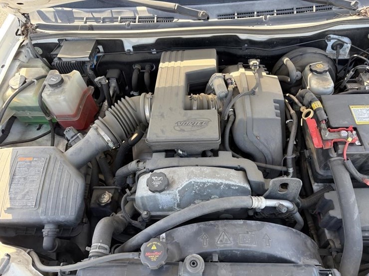 2011-chevrolet-colorado-image-18