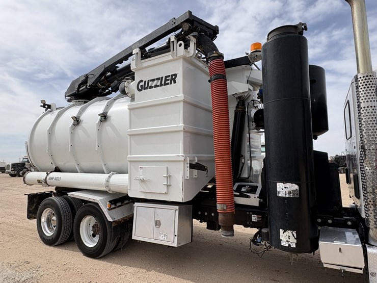 2018-kenworth-t880-image-3