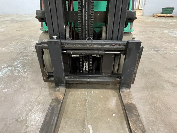 #166-•-2014-mitsubishi-electric-forklift-image-10