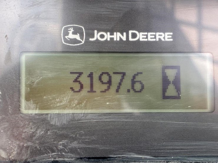 2021-deere-317g-image-19