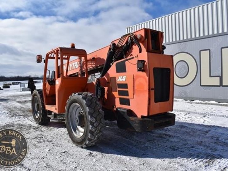 2017-sky-trak-10054-image-4