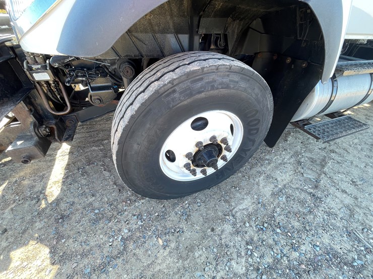 #1016-•-2007-international-plow-truck-(has-mn-title)-image-37