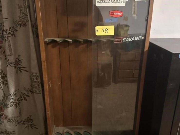 wooden-gun-cabinet-image-1