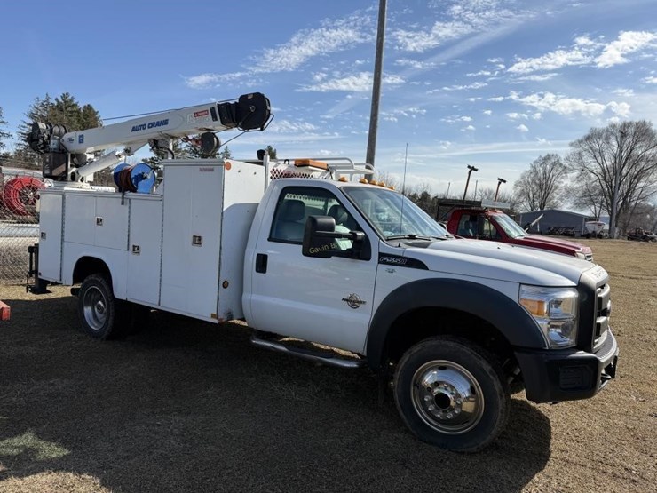 2012-ford-f550-image-3