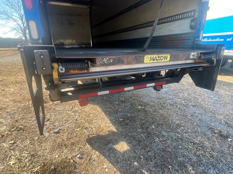 #30907-•-2008-international-durastar-4300m7-24'-single-axle-image-23