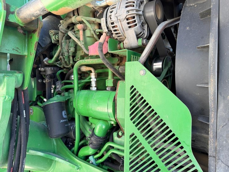 2016-john-deere-5100e-image-17