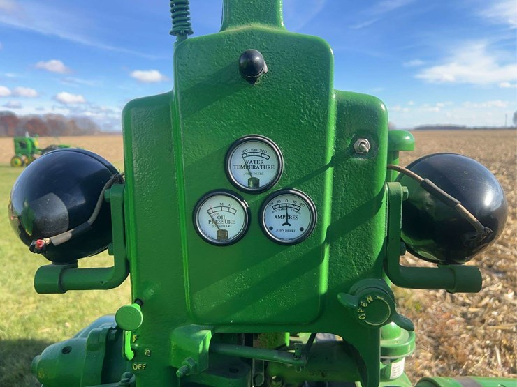 john-deere-model-b-image-50