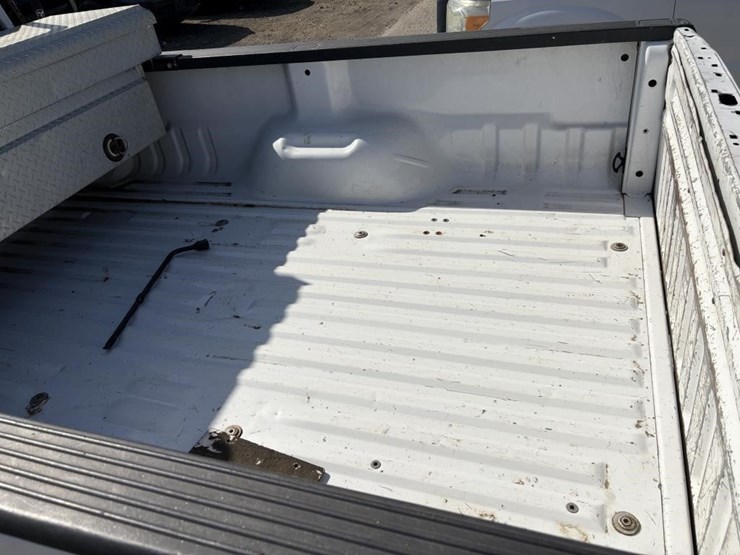 2011-ford-f250-image-25