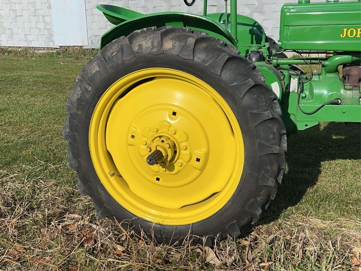 john-deere-h-image-40