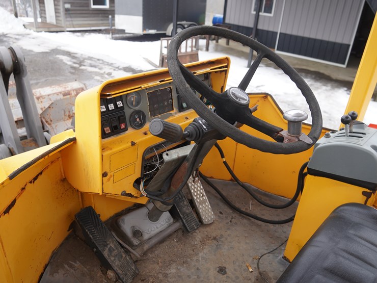 1999-volvo-l70c-image-11