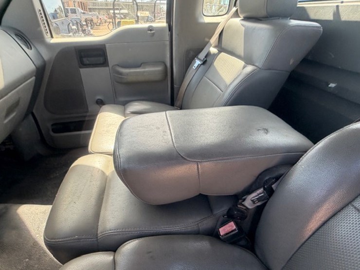 2005-ford-f150-xl-image-27