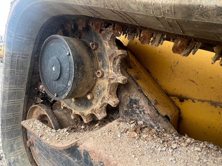 deere-ct322-image-13