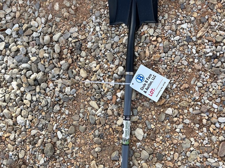 new-square-shovel-image-1