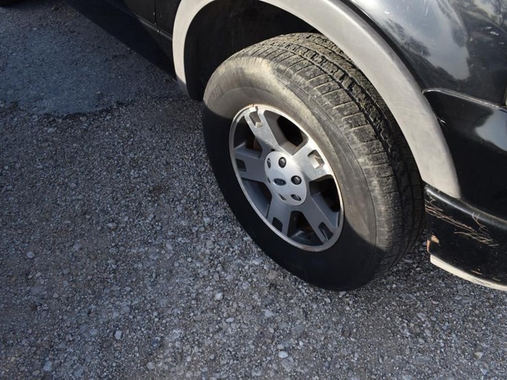 2004-ford-f150-image-3