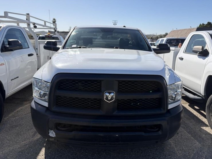 2018-dodge-2500-image-5