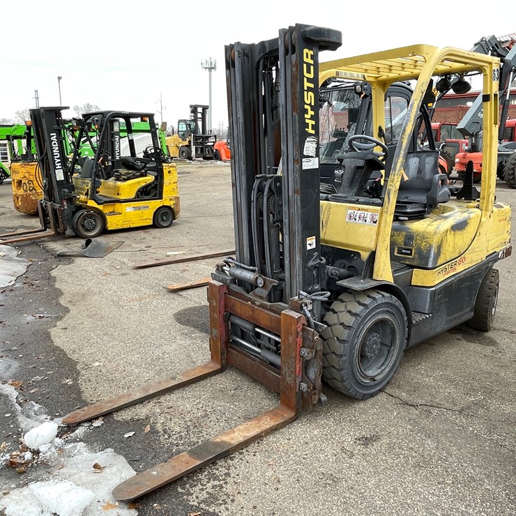#4215 • 2008 Hyster Fortis 60 LP Forklift
