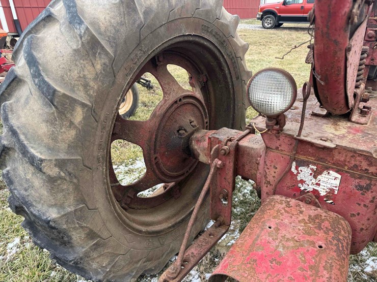 1950-farmall-h,-not-running-image-10