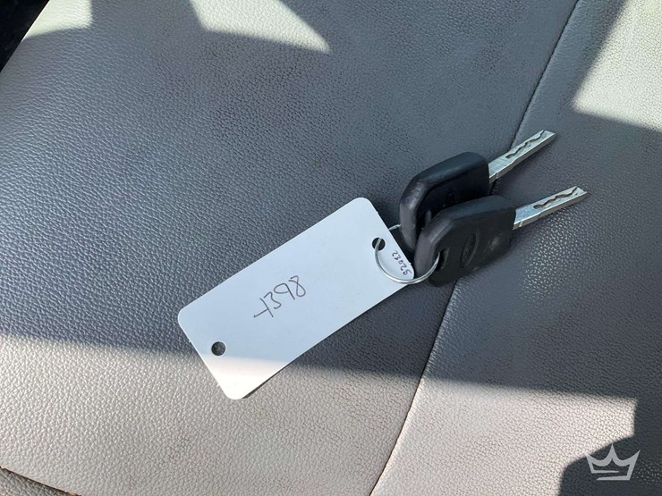 2021-ford-f150-image-33