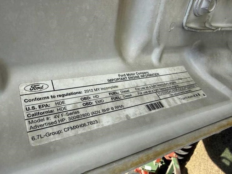 2012-ford-f550-image-17