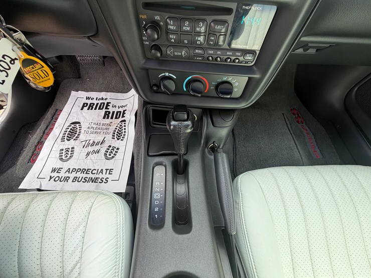 #30932-•-1997-chevrolet-camaro-ss-30th-anniversary-coupe-image-25