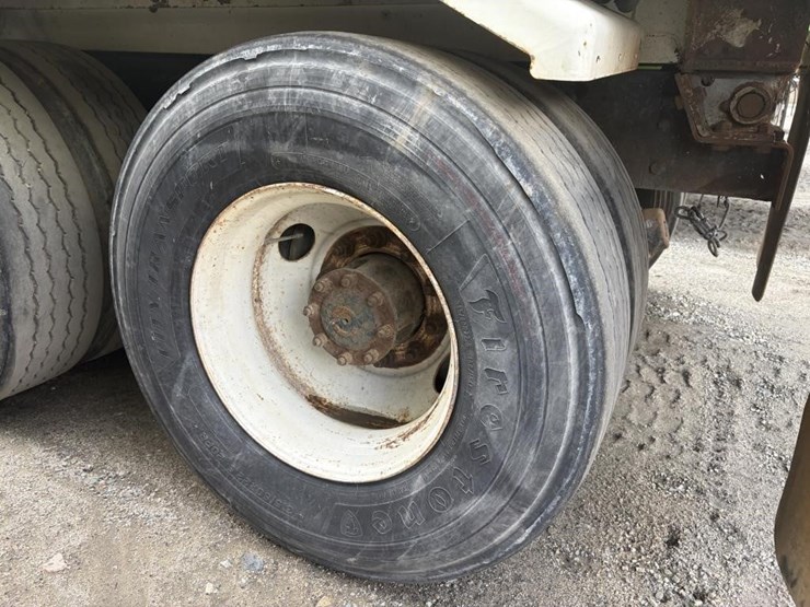 2010-autocar-xpeditor-image-5