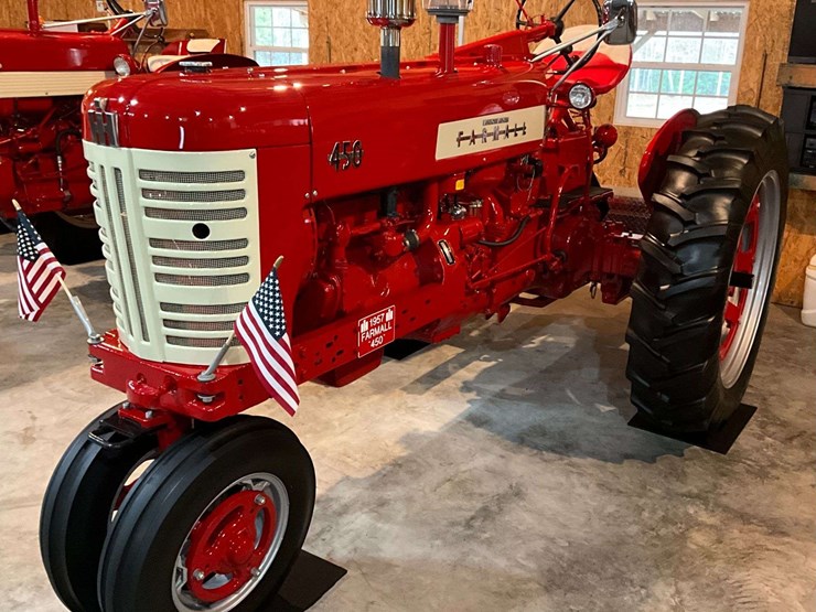 1957-farmall-450-image-1
