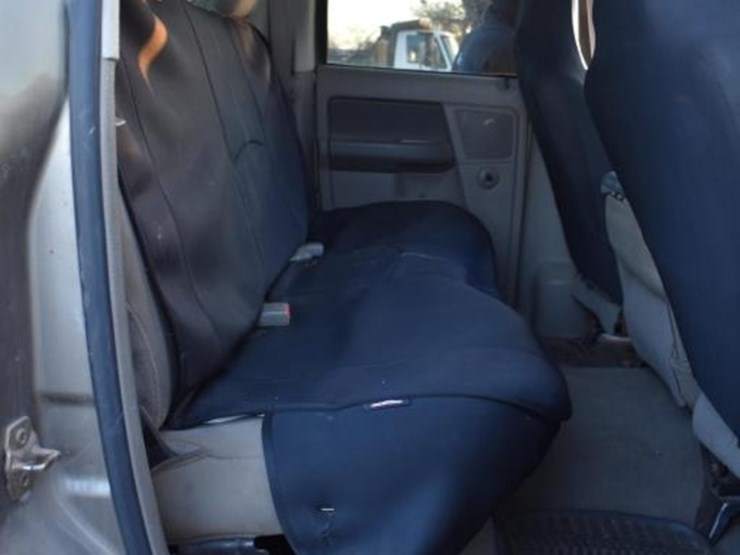 2006-dodge-2500-image-10