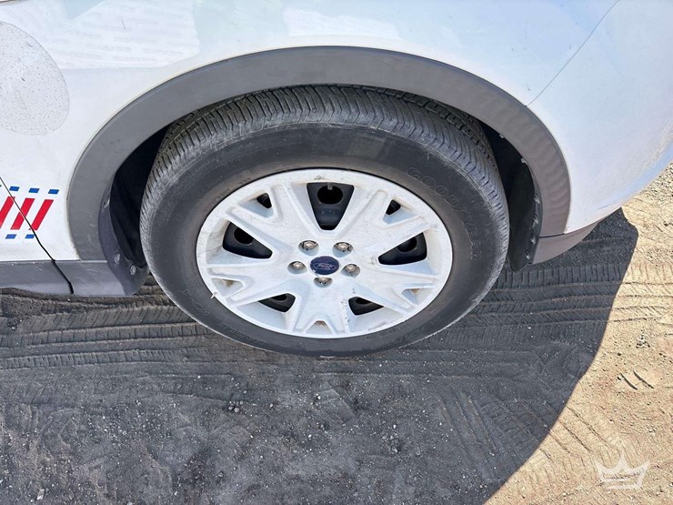 2014-ford-escape-image-21