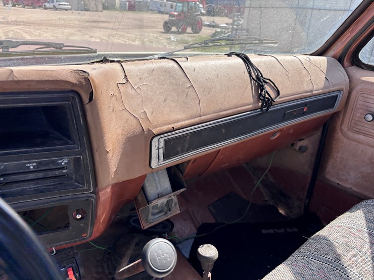 1980-gmc-sierra-1500-image-10