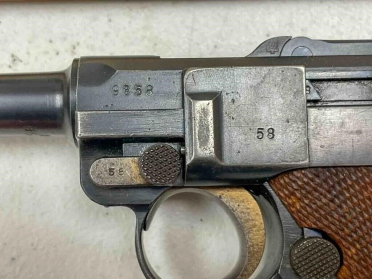 dwm-crown-luger-pistol-image-4