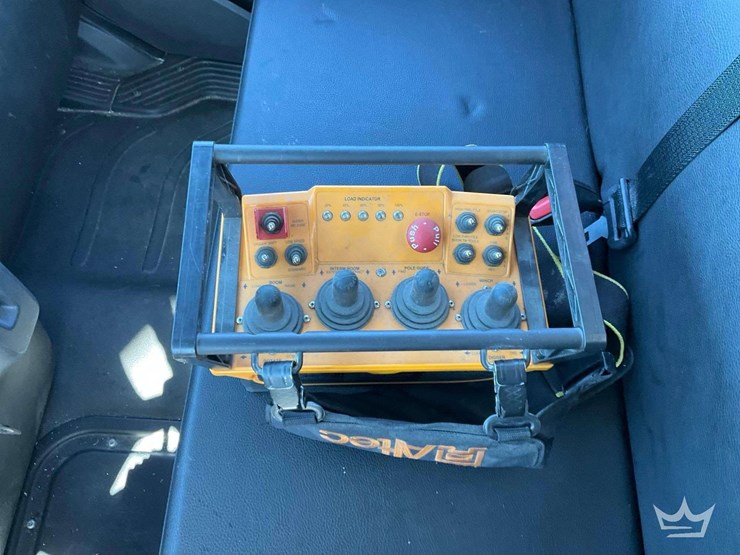 2024-freightliner-m2-106-image-23