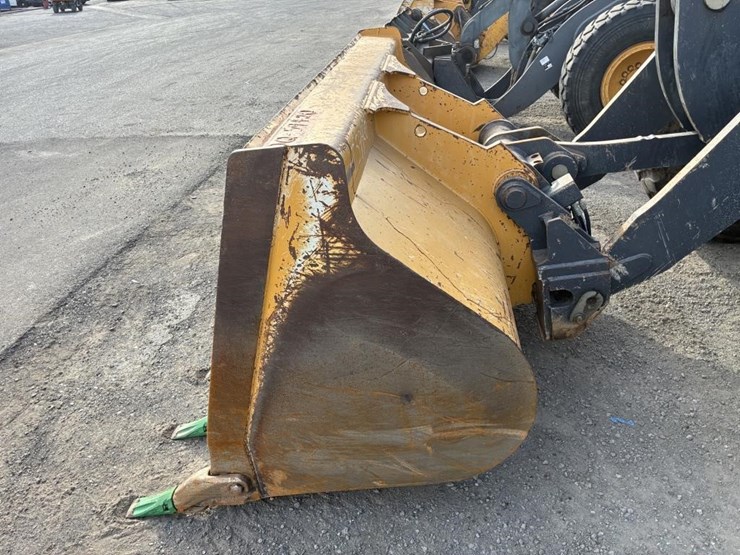 2019-deere-624l-image-5