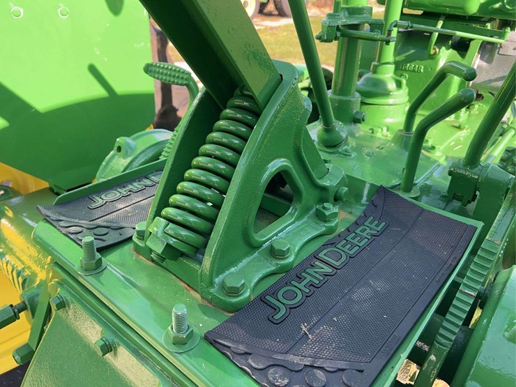 john-deere-model-b-image-48
