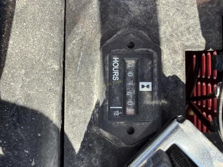 new-miva-va13-mini-excavator-image-4