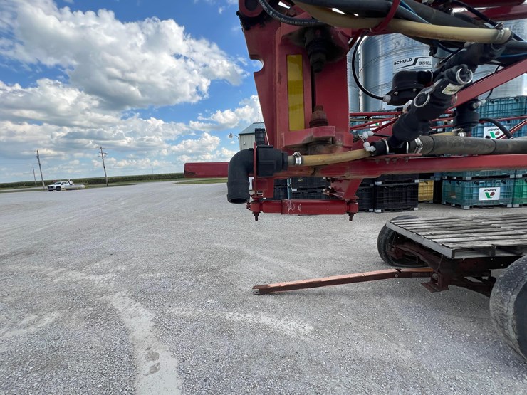 case-610-sprayer-system-2000-gallons-image-64