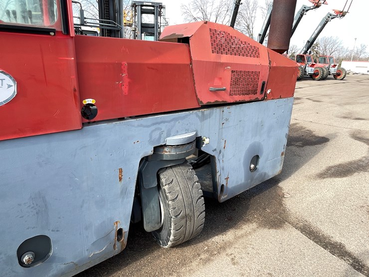 #121-•-combilift-19,000-lbs.-forklift-image-22