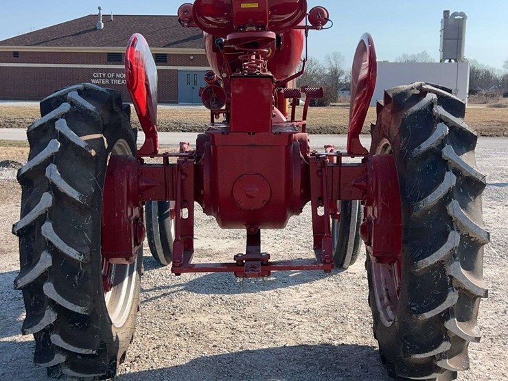 farmall-super-m-high-clearance-lp-image-4