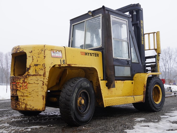 #106-•-hyster-135-forklift-image-5