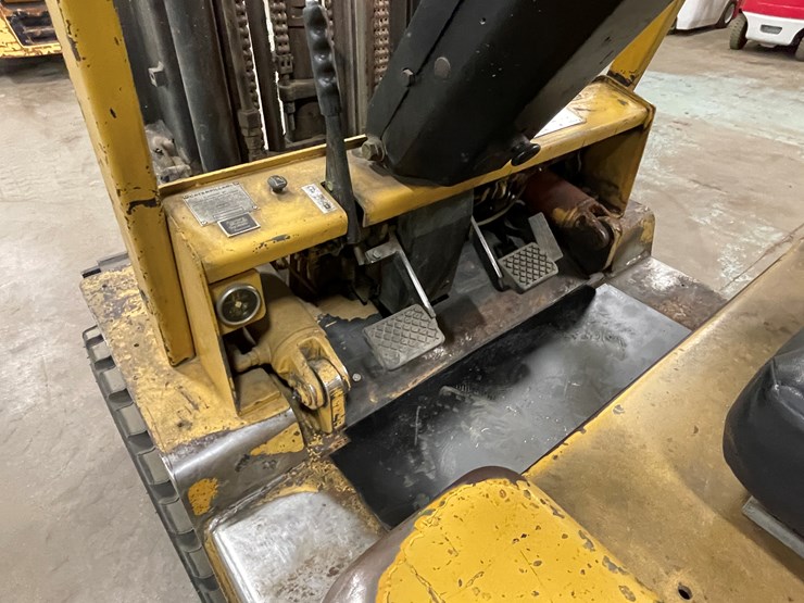 #178-•-cat-vc600-propane-forklift-image-27