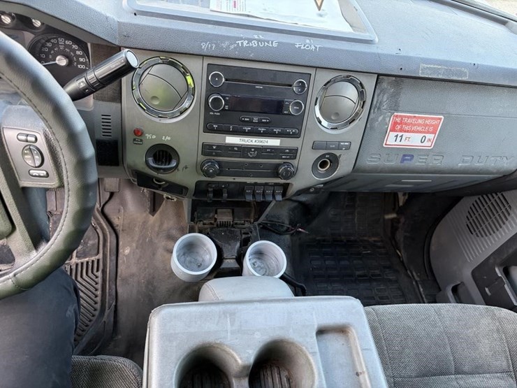 2012-ford-f550-image-13